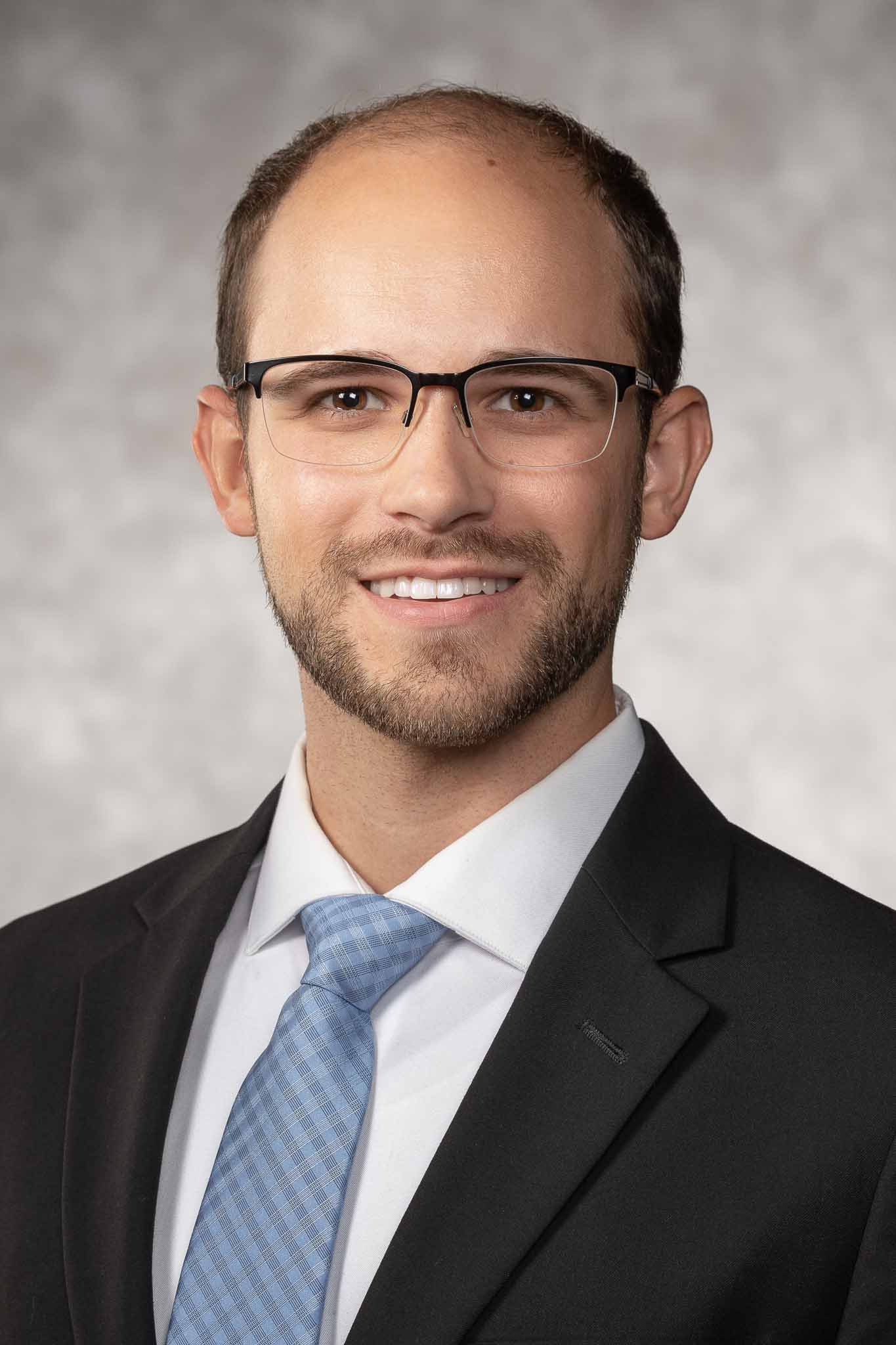 Riley Davis headshot